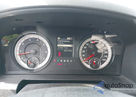 2017 Ram 1500 Express 4X4 5'7 Box z USA, uszkodzony, nr VIN 3C6RR7KTXHG641247